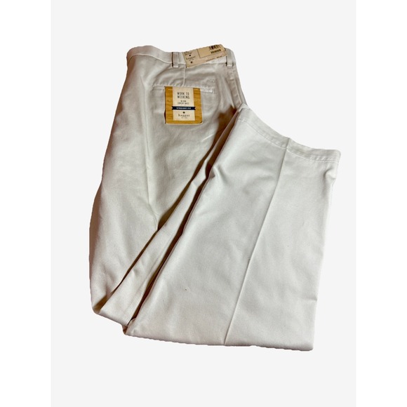 NEW Haggar Work To Weekend Light  Khaki Pants 42x30 Tan Straight Fit NWT No Iron - Picture 3 of 16